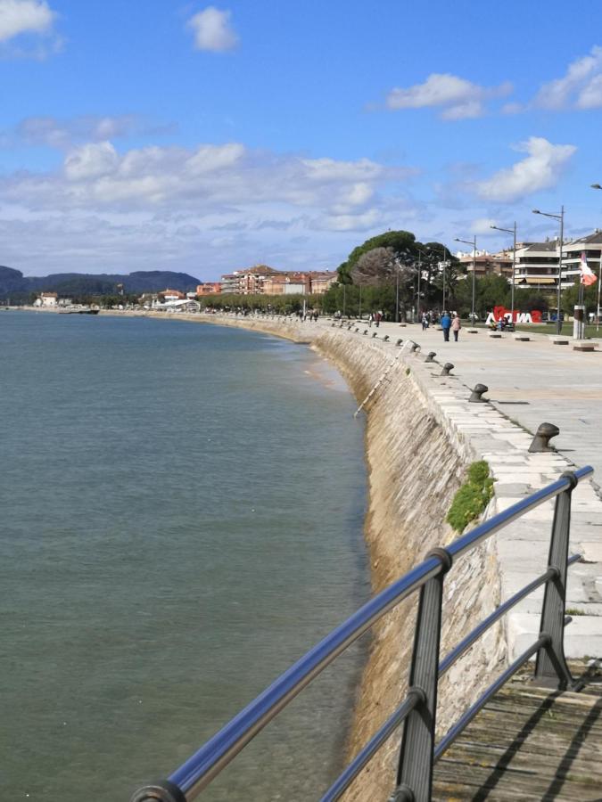 Santona Paseo Maritimo 2ª Linea Playa, Llegada Autonoma, Wifi Apartment Luaran gambar